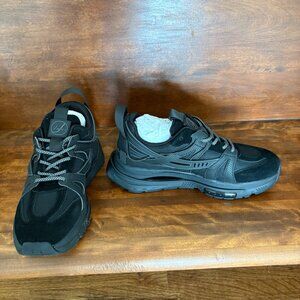 Javi Pursue Black Chunky Gorpcore Sneaker Dad Shoe Size 9.5 EU 42.5 New